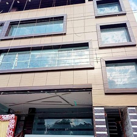 Hotel Citrus Lucknow Exterior photo